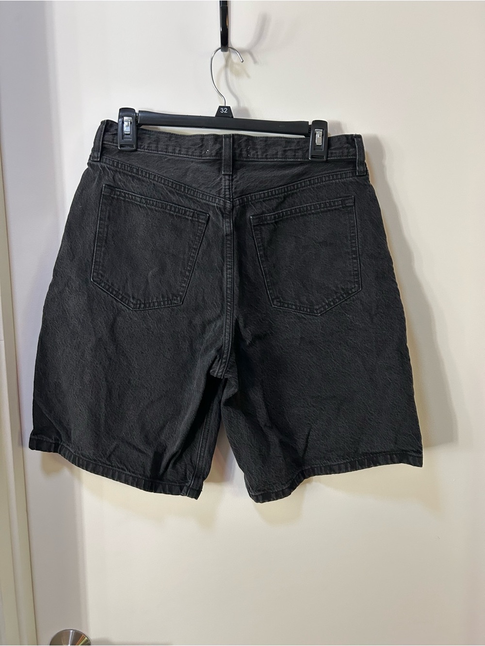 Abercrombie & Fitch Curve Love Loose Mid Rise Short Size 28/6 - Picture 3 of 5